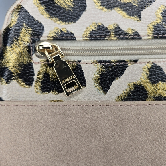 Jen & Co Tara Crossbody with Tassel Zippers And Wristlet Strap - Picture 10 of 10